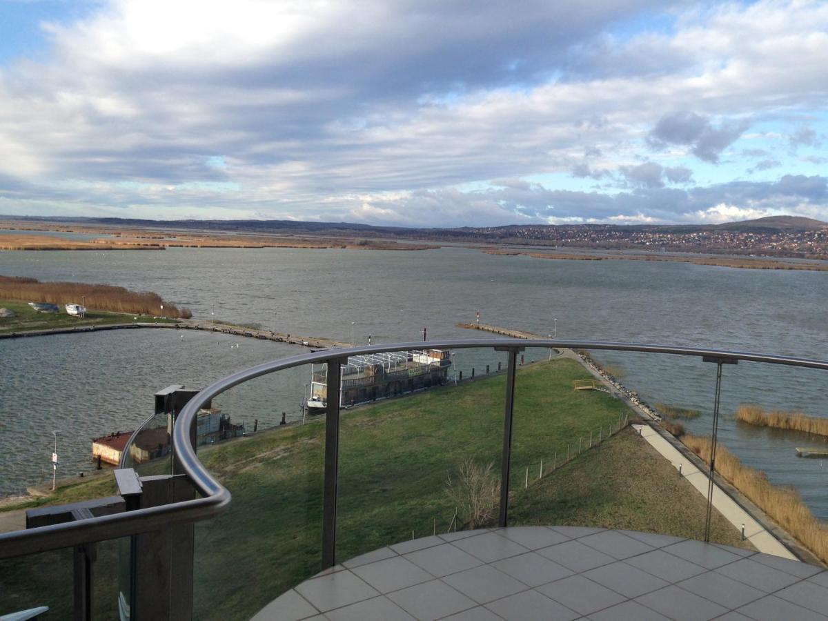 Panorama Apartman Velence Exterior foto
